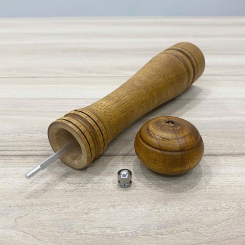 Cối xay tiêu 195051 bằng gỗ tự nhiên, dụng cụ xay tiêu cổ điển cho bàn ăn, nhà hàng và khách sạn.