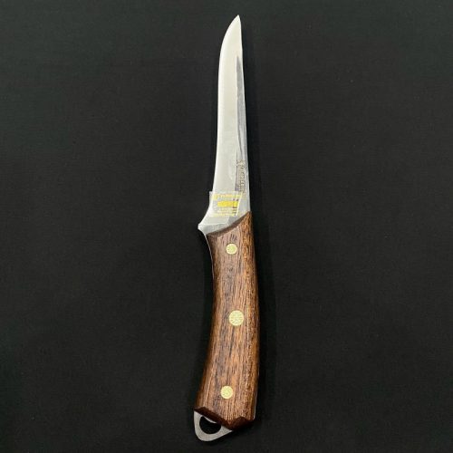 Dao có vân khía đen cán gỗ PRO-61 – lưỡi dao inox sắc bén, cán gỗ sang trọng, phù hợp cho nhà hàng và bếp gia đình cao cấp.