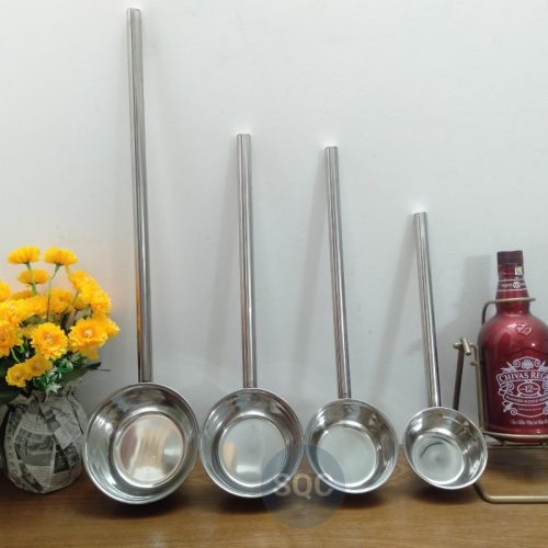 Gáo inox cán dài 124621 Song Quán