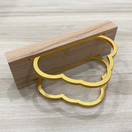 Giá treo khăn giấy TTH07 hình mây bằng gỗ và kim loại vàng