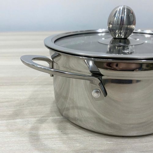 Nồi inox 2 quai nắp kính sang trọng, bền đẹp, dùng cho nhà hàng và gia đình.
