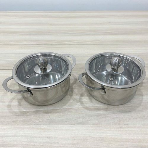 Nồi inox 2 quai nắp kính sang trọng, bền đẹp, dùng cho nhà hàng và gia đình.
