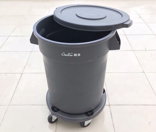 Thùng rác nhà bếp B-010 chất liệu nhựa cao cấp, có nắp đậy và bánh xe tiện lợi – phù hợp sử dụng trong nhà hàng, khách sạn, khu bếp công nghiệp.