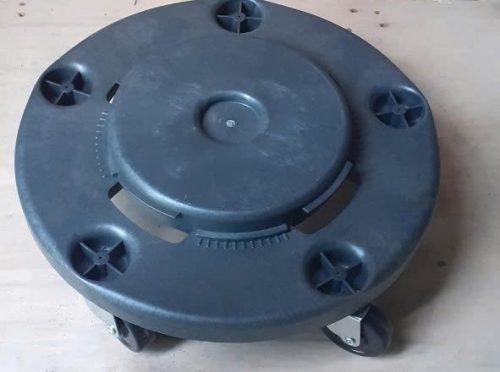 Thùng rác nhà bếp B-101 bằng nhựa cao cấp, có nắp đậy kín và bánh xe di chuyển linh hoạt – giải pháp vệ sinh tối ưu cho khu bếp.