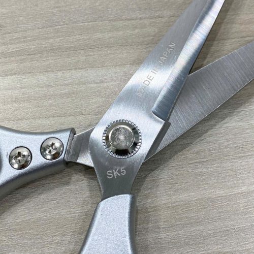 Kéo bếp cán bạc K-0861