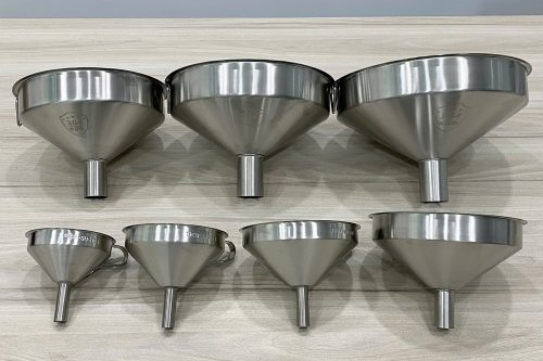 Phễu inox 304 Song Quán nhiều kích thước 